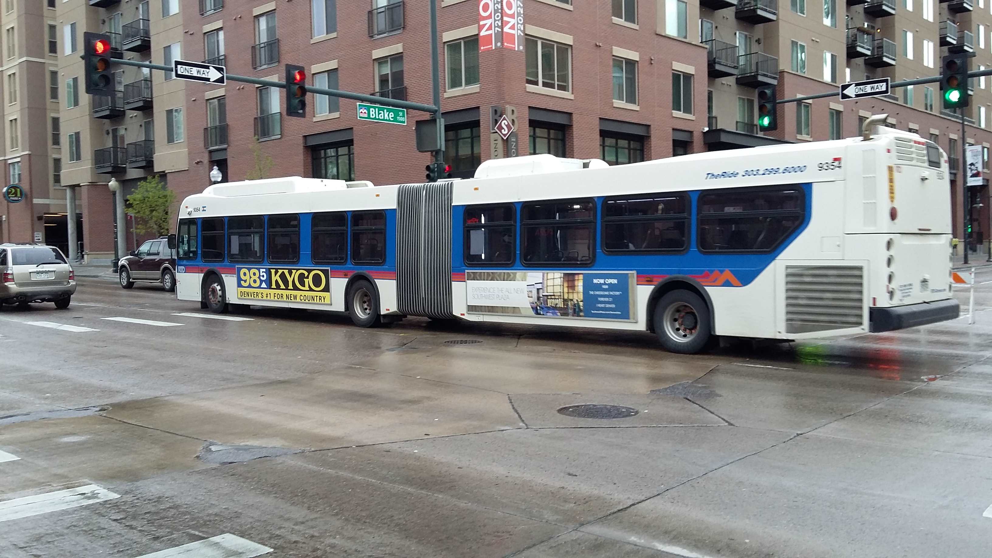 photo of RTD bus